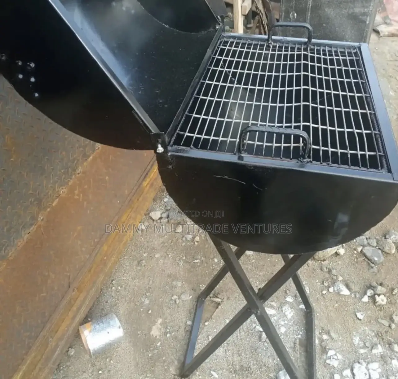 Portable Charcoal Drum Barbecue Grill