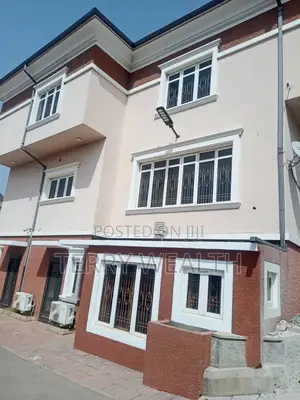 7bdrm Duplex in Spring Medew Estate, Apo District for sale
