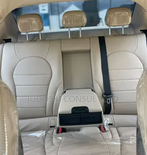 Mercedes-Benz C300 2015 White