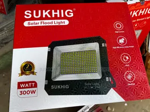 300W SUKHIG Solar Floodlight With High-Efficiency Panel