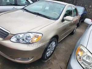 Toyota Corolla 2006 Gold