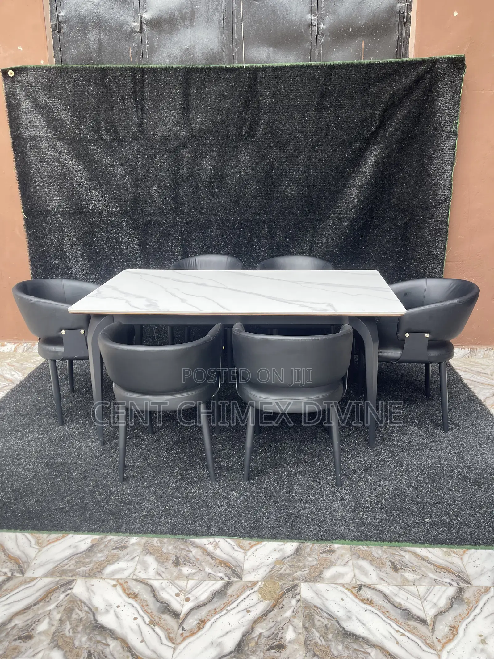 Contemporary 6 Seater Dinning Set