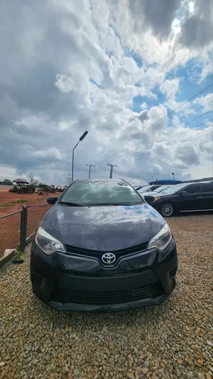 Toyota Corolla LE Premium 4dr Sedan (1.8L 4cyl CVT) 2016 Black