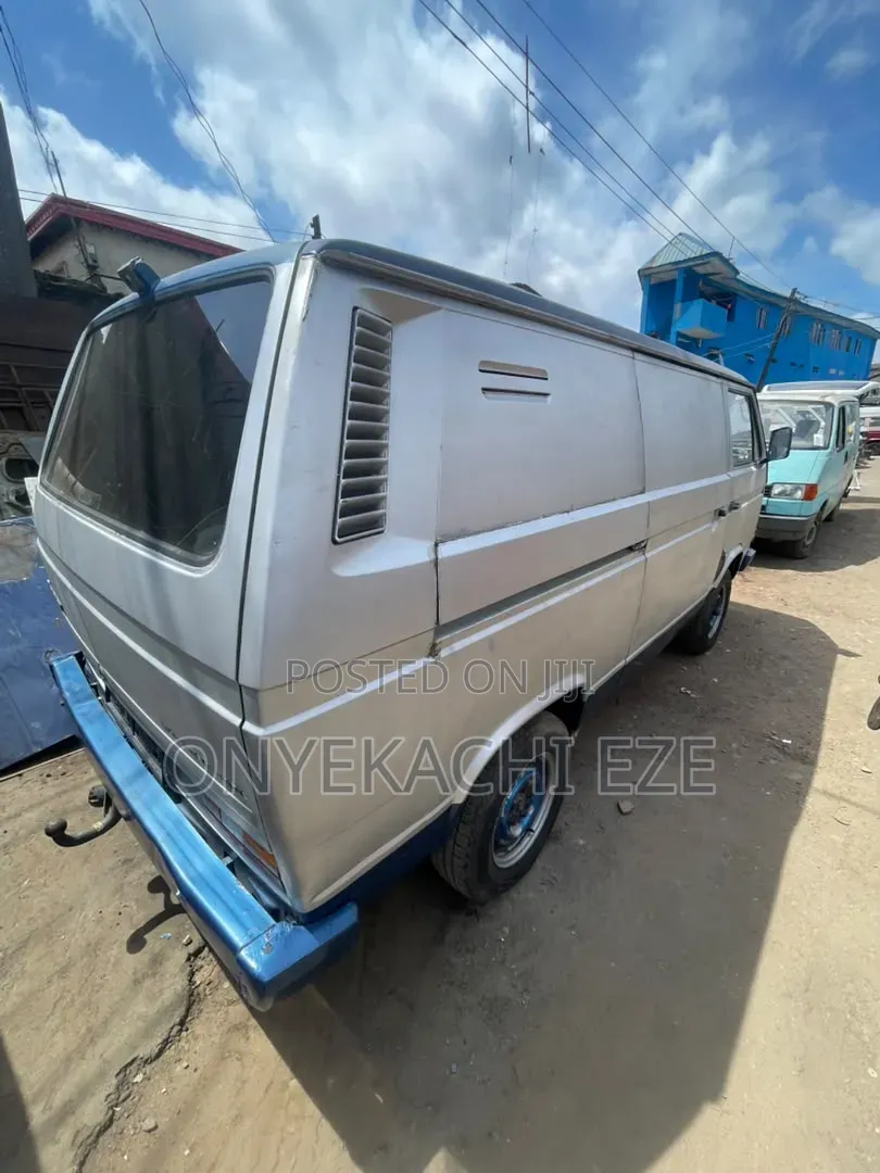 Volkswagen Transporter 2003 Silver