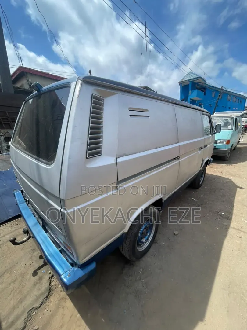 Volkswagen Transporter 2003 Silver