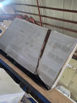 1000kva Brand New Perkins England Diesel Soundproof Gen 2years Wty