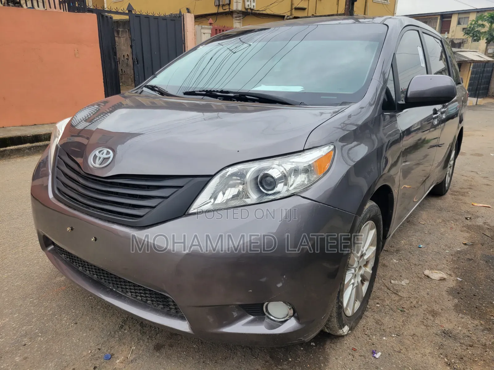 Toyota Sienna 2017 Gray