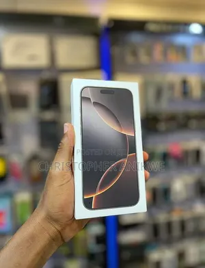 New Apple iPhone 16 Pro Max 256 GB Black