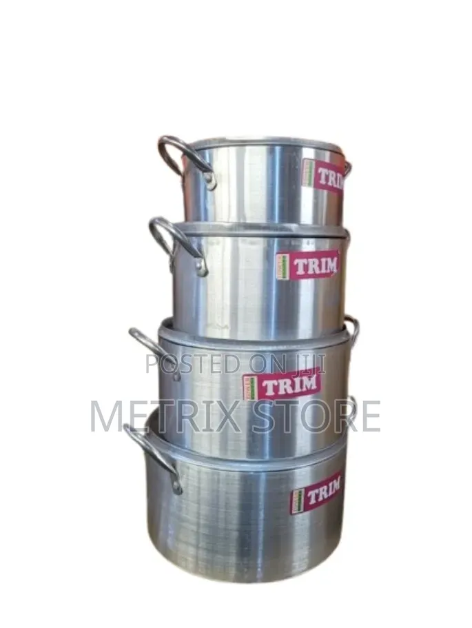 A Set of Cooking Pot