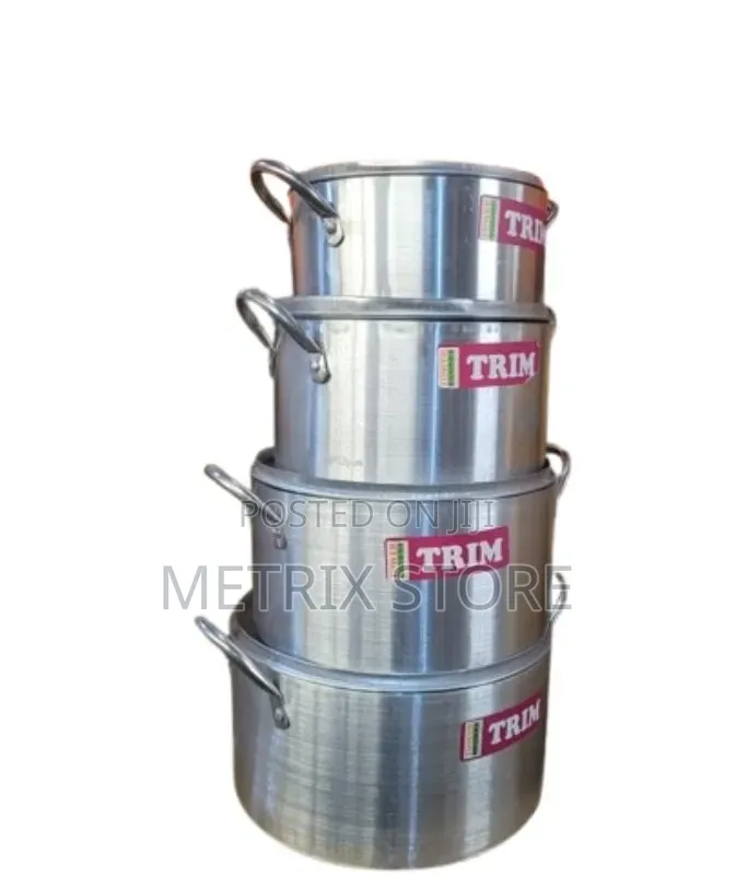 A Set of Cooking Pot