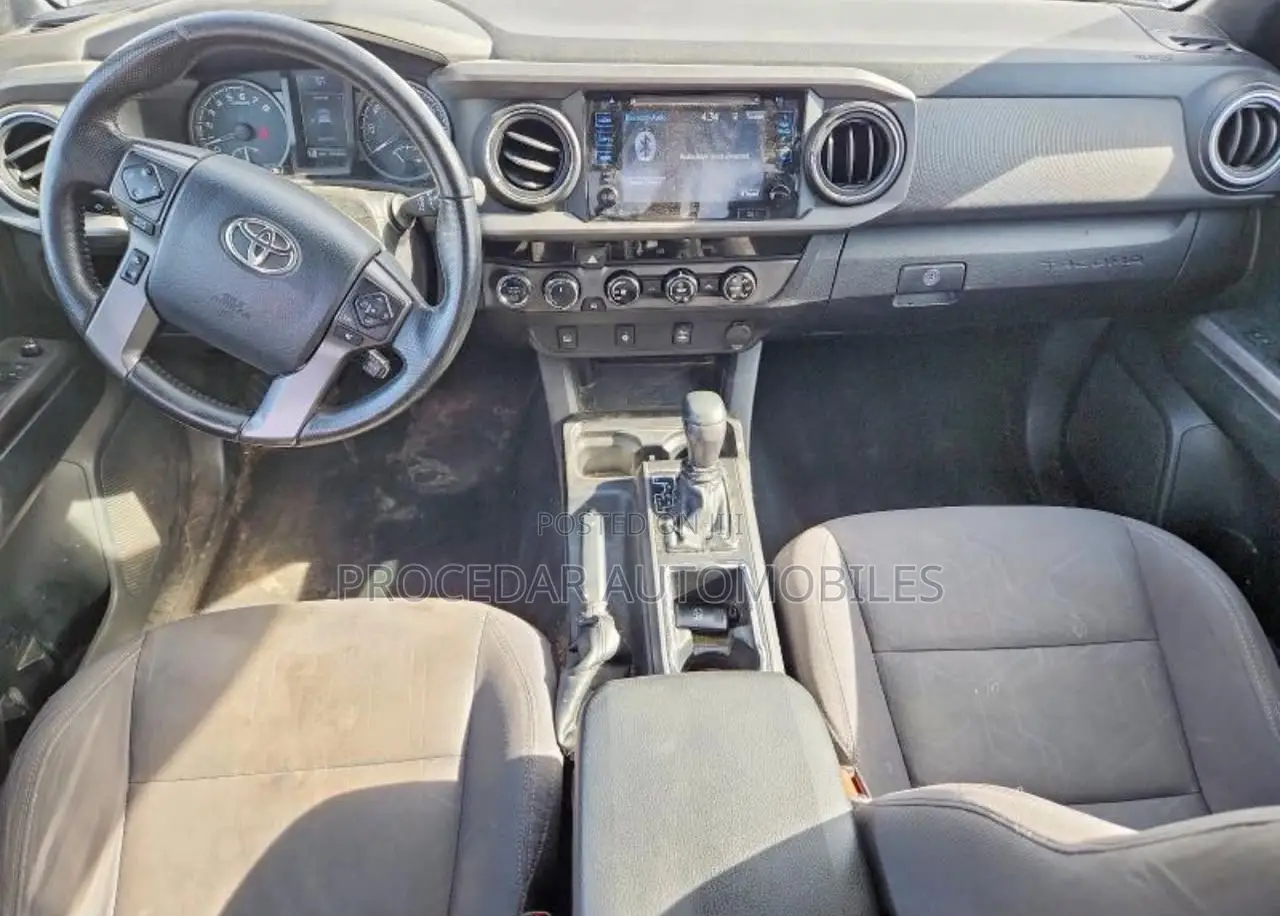 Toyota Tacoma 2017 Silver