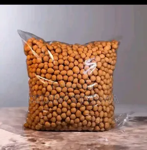 Crunchy, Milky Peanut Snack