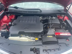 Toyota Camry XLE V6 4dr Sedan (3.5L 6cyl 6A) 2013 Red