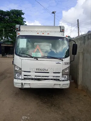 Isuzu Mini Truck