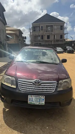 Toyota Corolla Liftback 2003 Red