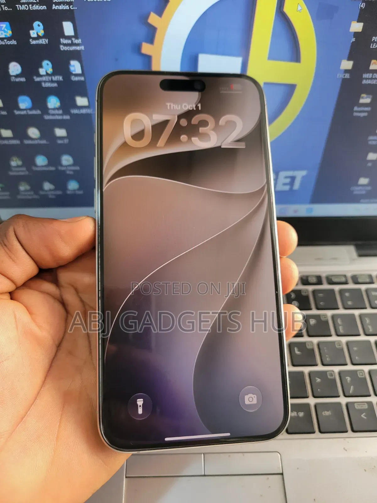 Apple iPhone 15 Pro Max 256 GB Gray