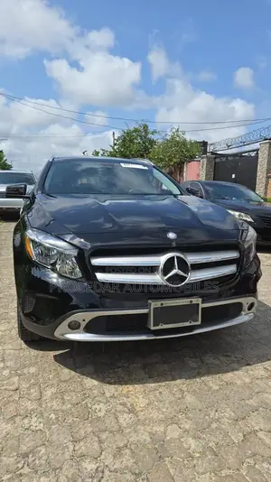 Mercedes-Benz GLA 250 2016 Black