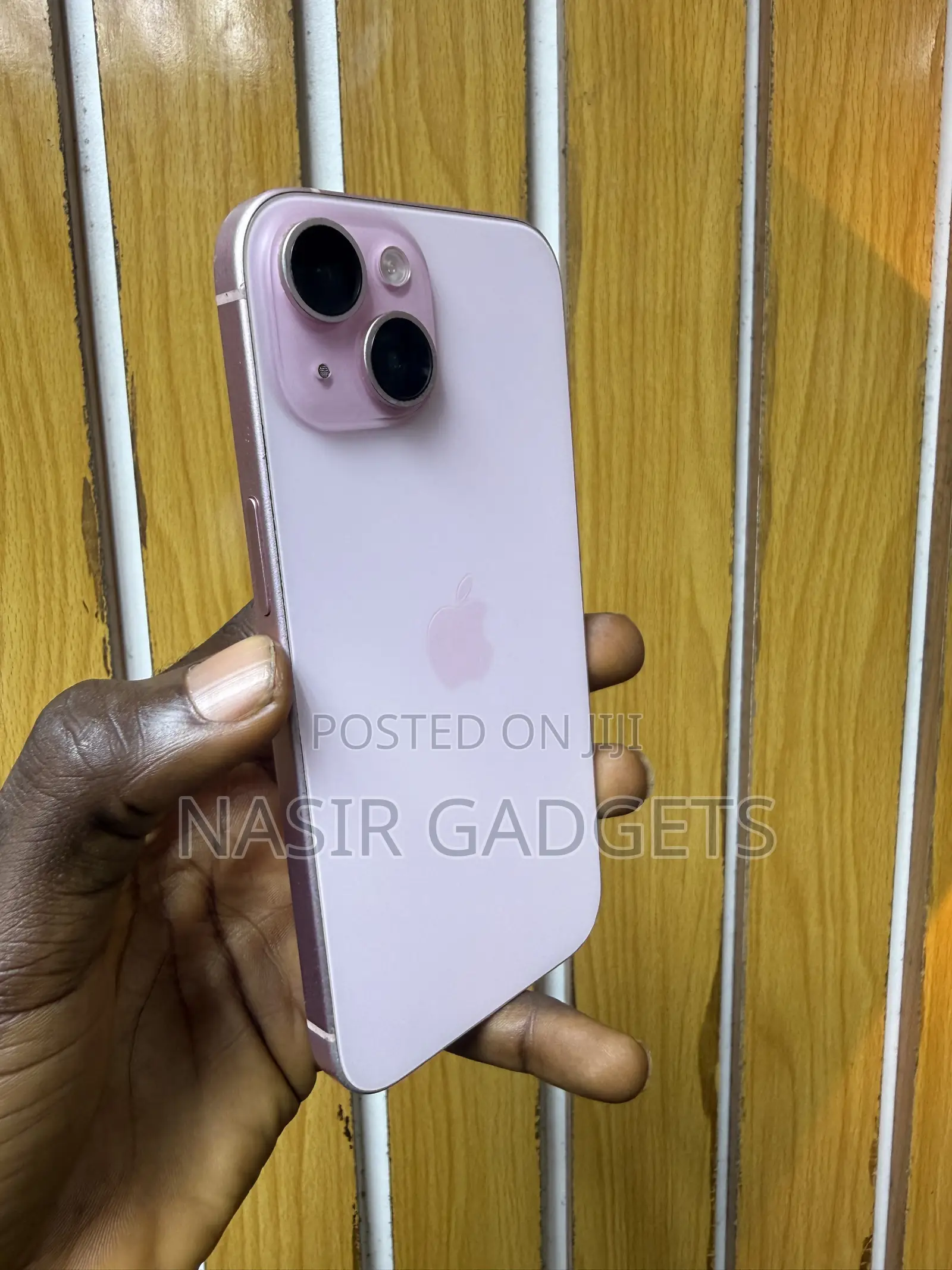 Apple iPhone 15 128 GB Pink