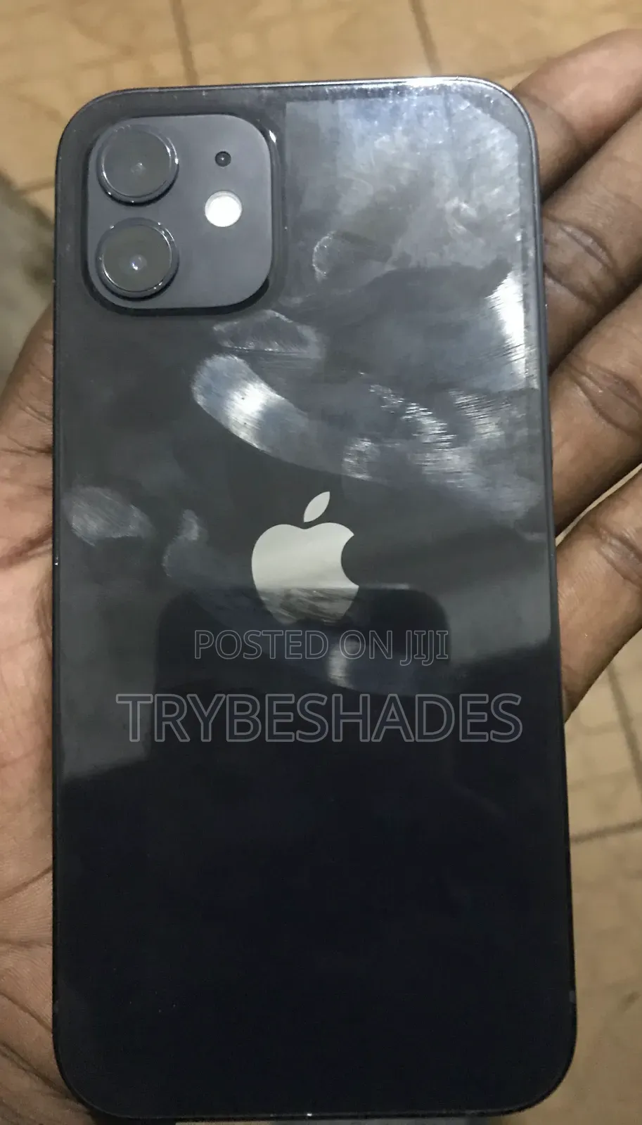 Apple iPhone 12 64 GB Gray