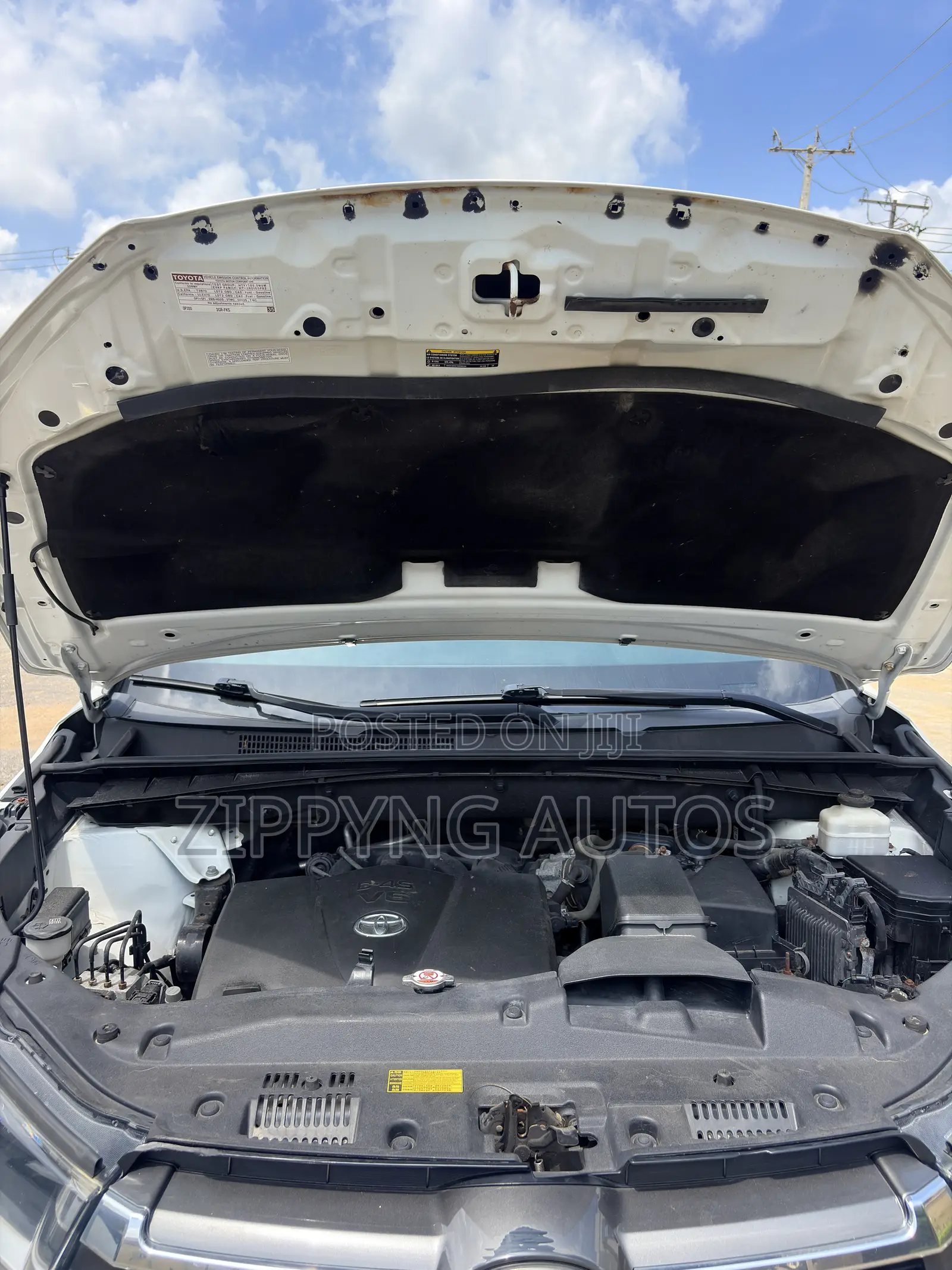 Toyota Highlander XLE 2019 White