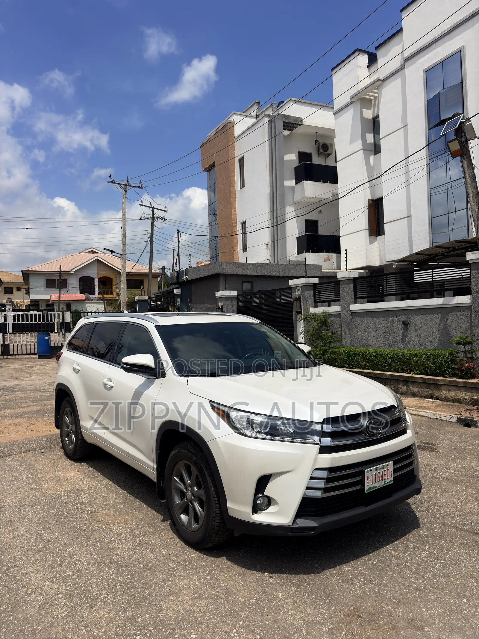 Toyota Highlander XLE 2019 White