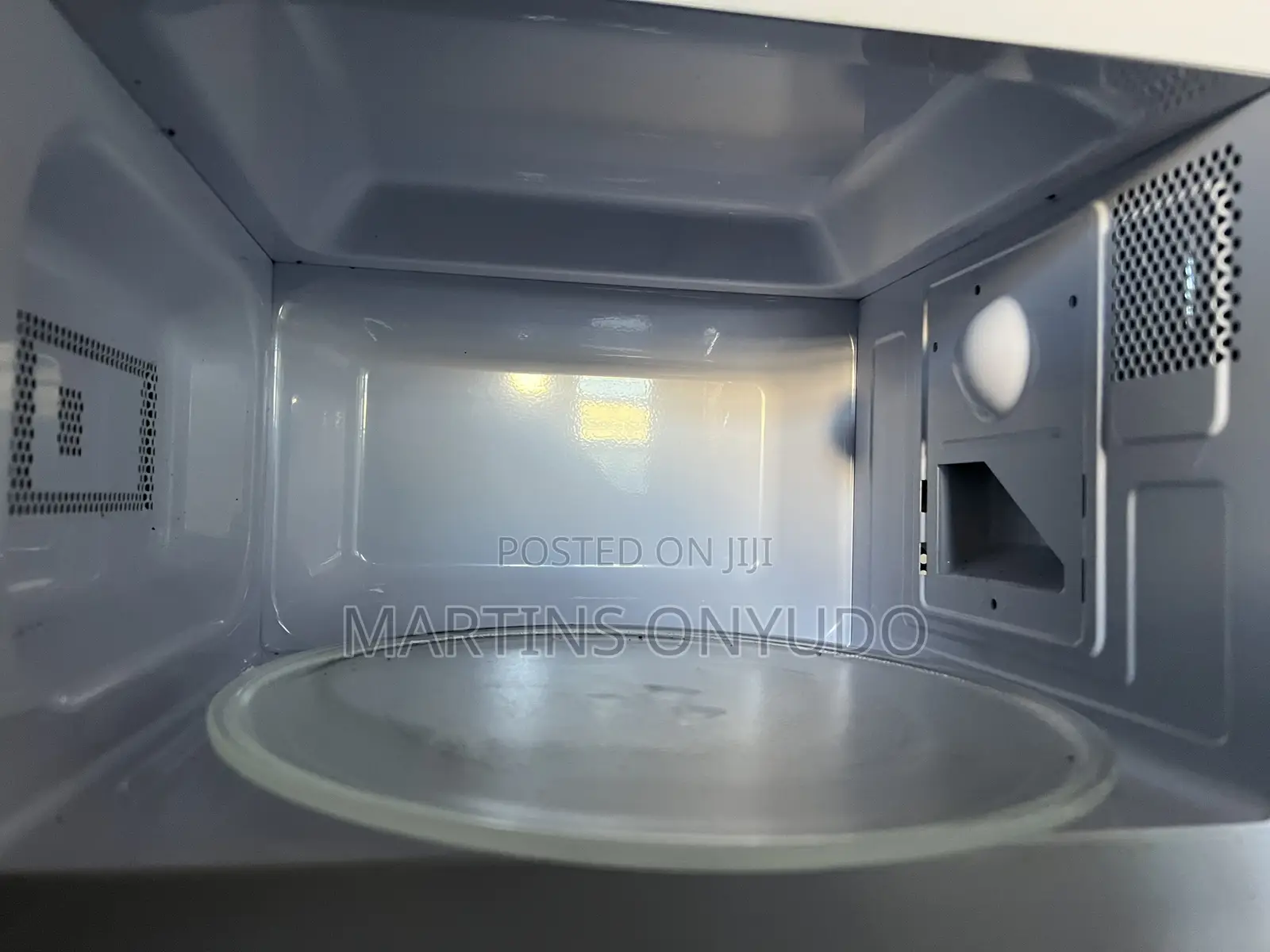 Hisense Microwave