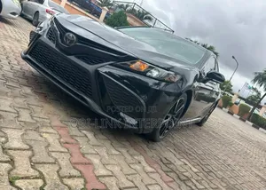 Toyota Camry 2021 Black