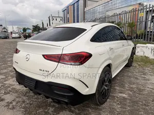 Mercedes-Benz GLE-Class 2021 White