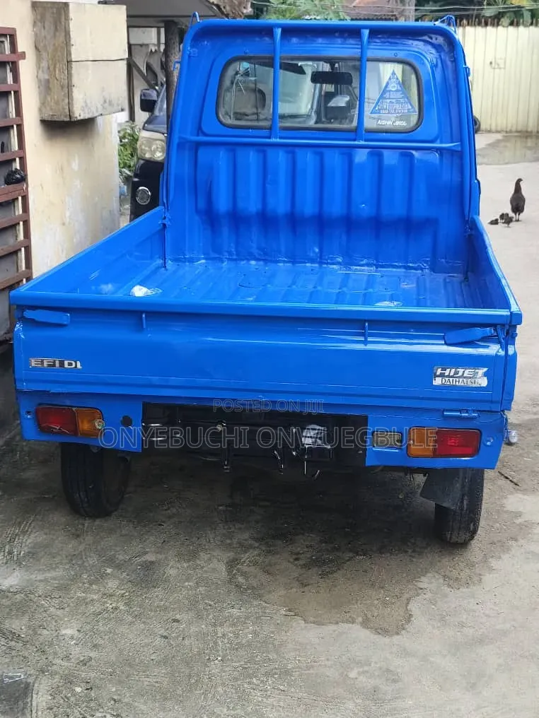 Daihatsu Hijet 2002 Blue