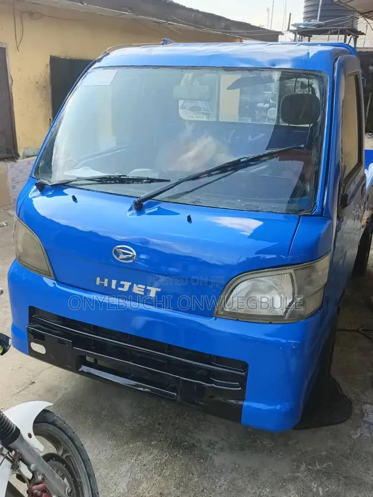 Daihatsu Hijet 2002 Blue