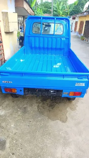 Daihatsu Hijet 2002 Blue