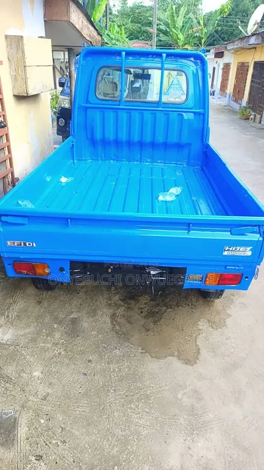 Daihatsu Hijet 2002 Blue
