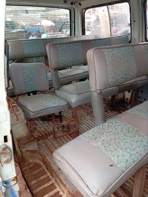 Volkswagen Transporter 2002 White