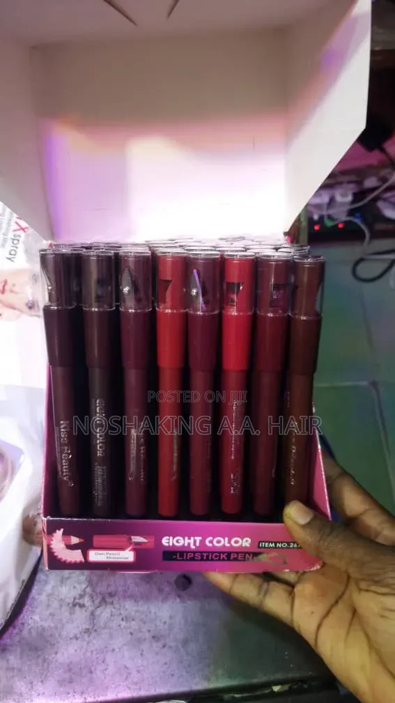 Lips and Eyes Liner