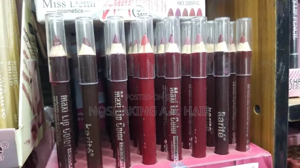 Lips and Eyes Liner