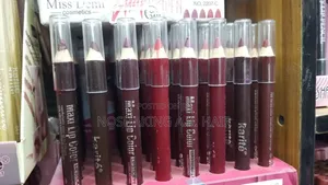 Lips and Eyes Liner
