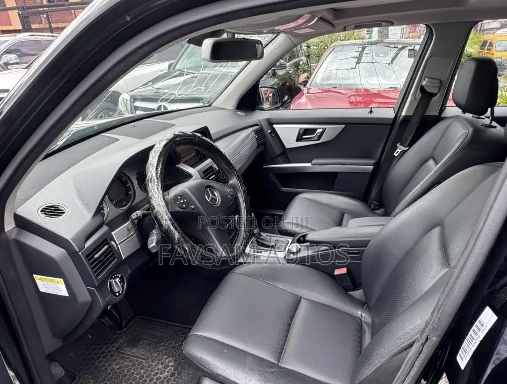 Mercedes-Benz GLK-Class 2010 Black