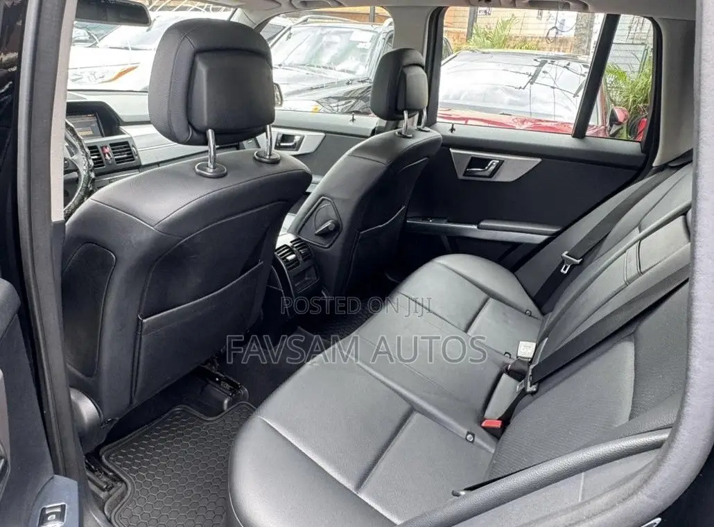 Mercedes-Benz GLK-Class 2010 Black