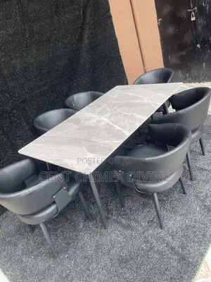 Balanced 6 Seater Dinning Set