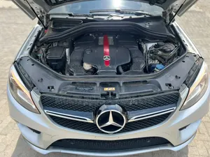 Mercedes-Benz GLE-Class 2016 Silver