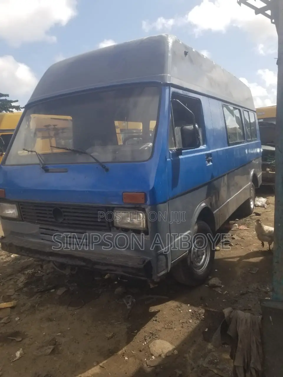 Volkswagen LT 2000 Blue