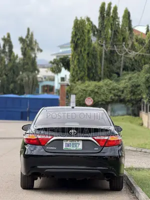 Toyota Camry 2016 Black