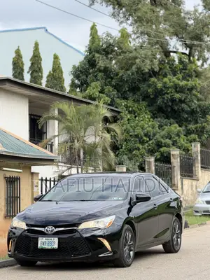 Toyota Camry 2016 Black