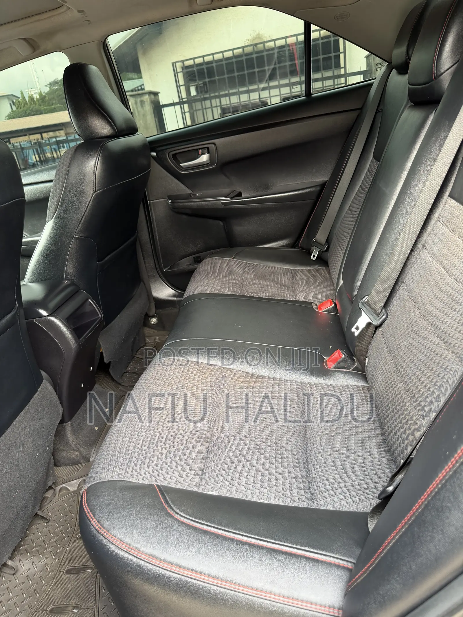 Toyota Camry 2016 Black