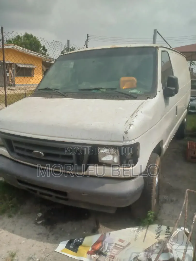 Ford E350 2008 White