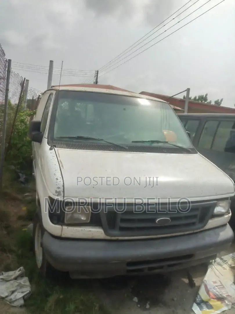 Ford E350 2008 White