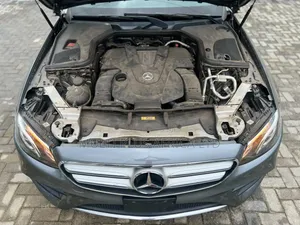 Mercedes-Benz E400 2018 Gray