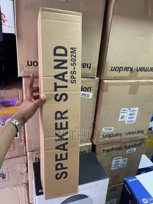Zealot Speakers Stand