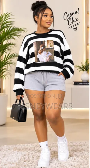 Sweatshirt