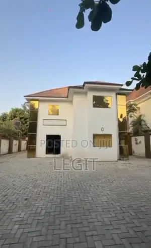 9bdrm Duplex in Wuse 2 for sale